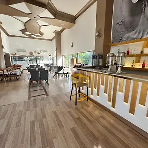 Apartahotel Silver Tower, Kusadasi